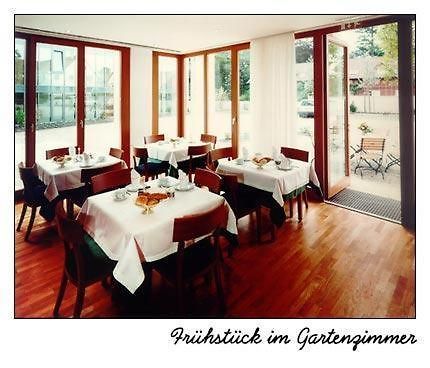 Hotel Oberschwaebischer Hof Schwendi エクステリア 写真